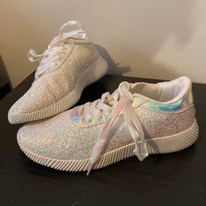 FOREVER sequin shoes in size 8 1/2